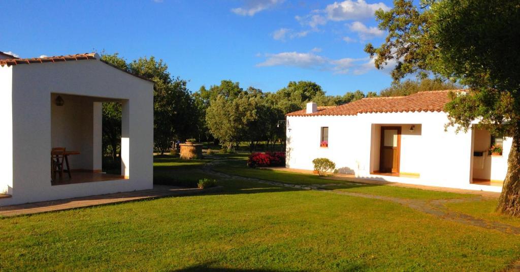 Agriturismo Li Scopi Casa de Campo San Teodoro (Sardinia)